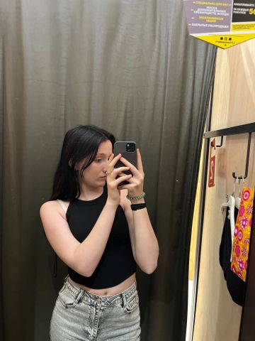 Алиса Великолепная Блондинка Геленджик